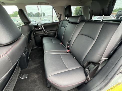 Used 2023 Toyota 4Runner TRD Off-Road Premium w/ Off Road Premium Plus Package AWD/4WD image 5