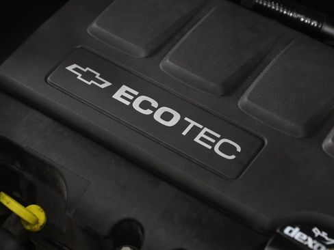 Used 2019 Chevrolet Trax LS w/ Tint and Cruise Package image 16