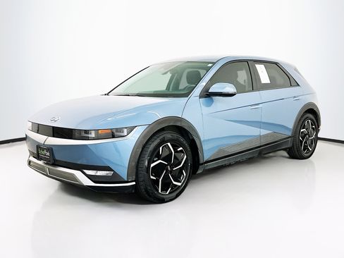 Used 2024 Hyundai Ioniq 5 SEL image 3