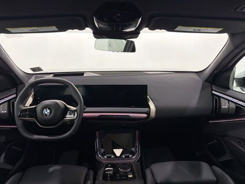 Used 2025 BMW X3 xDrive30i w/ Premium Package image 28
