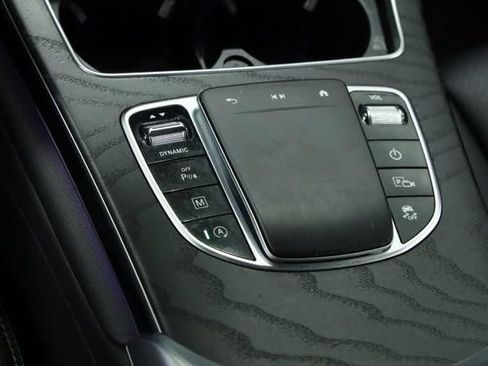 Used 2022 Mercedes-Benz GLC 300 w/ Premium Package Lite image 23