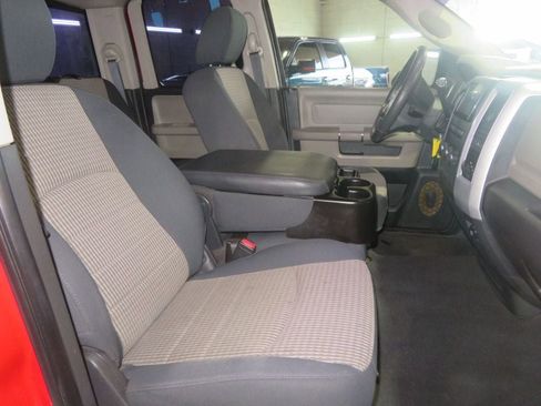 Used 2010 Dodge Ram 1500 Truck SLT image 33