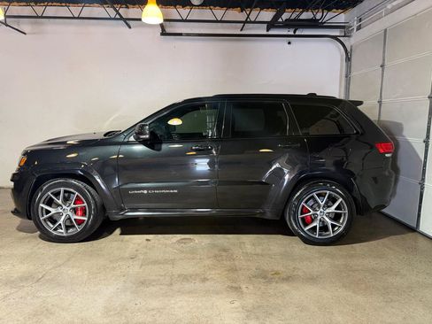 Used 2016 Jeep Grand Cherokee SRT AWD/4WD image 2