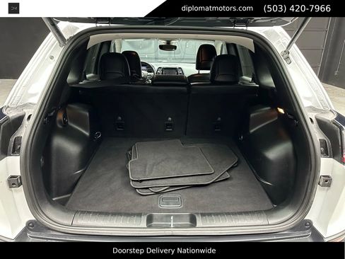 Used 2019 Jeep Cherokee Limited image 42