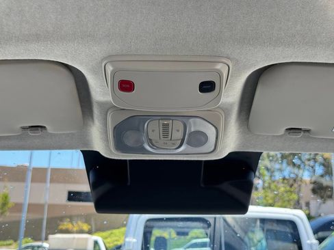 Used 2023 RAM ProMaster 2500 FWD image 22