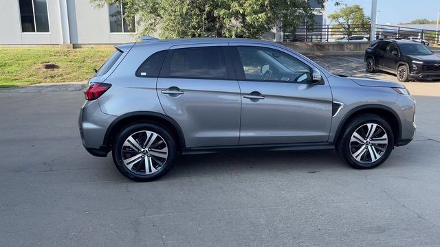 Used 2025 Mitsubishi Outlander Sport SE AWD/4WD image 9