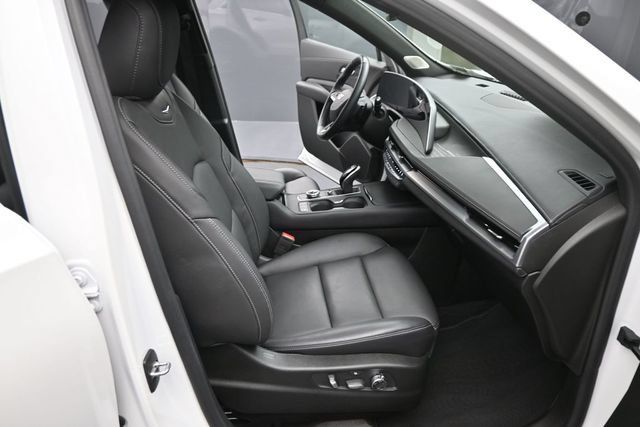 Certified 2024 Cadillac XT4 Premium Luxury AWD/4WD image 18