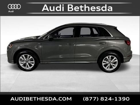 Certified 2025 Audi Q3 2.0T Premium Plus w/ Premium Plus Package image 4