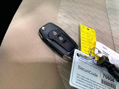 Used 2017 Ford Explorer FWD image 19