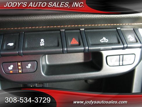 Used 2022 GMC Canyon AT4 w/ Trailering Package image 23