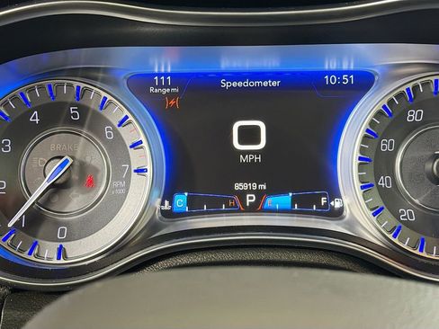 Used 2016 Chrysler 300 Limited AWD/4WD image 15