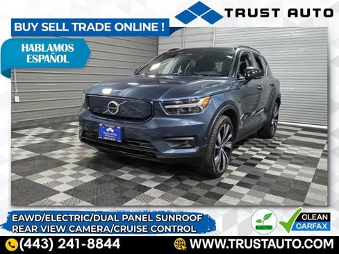 Used 2022 Volvo XC40 P8 Recharge Plus image 1