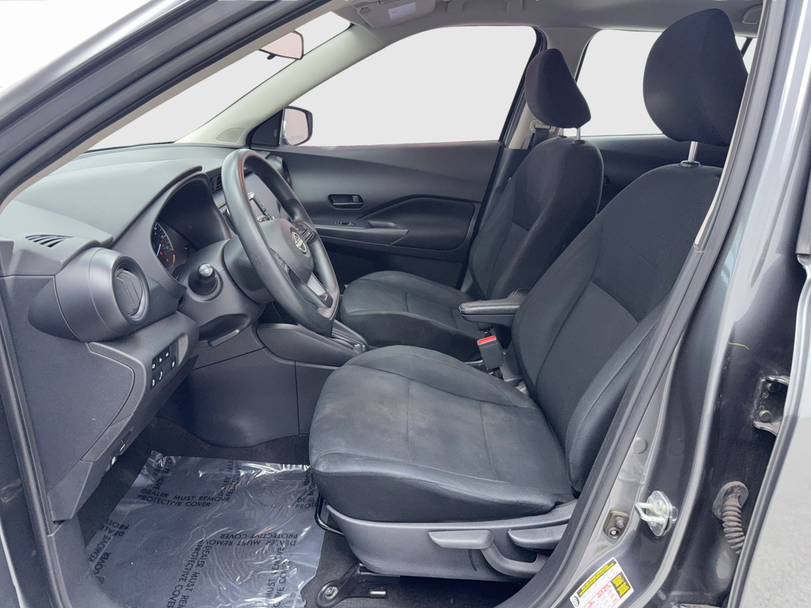 Used 2023 Nissan Kicks S FWD image 17