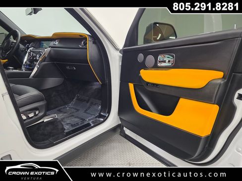 Used 2023 Rolls-Royce Cullinan AWD/4WD image 20