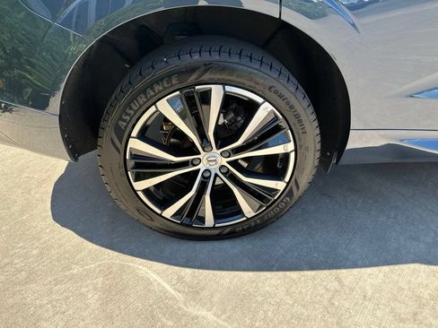 Certified 2024 Volvo XC60 B5 Plus w/ Protection Package Premier AWD/4WD image 14