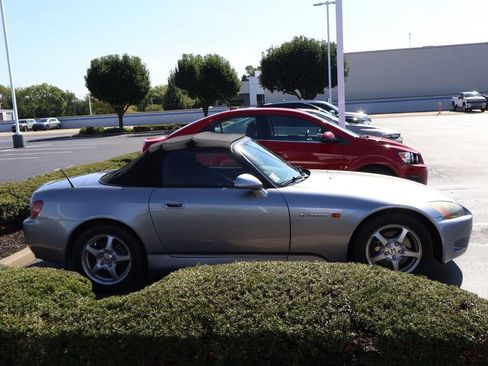 Used 2000 Honda S2000 image 8