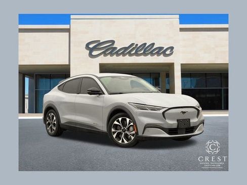 Used 2025 Ford Mustang Mach-E Select image 1