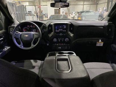 Used 2025 Chevrolet Silverado 1500 Custom