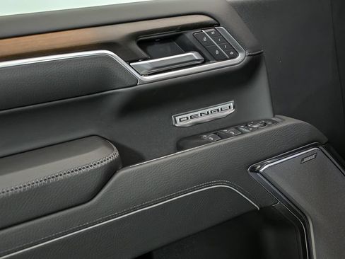 New 2026 GMC Sierra 1500 Denali AWD/4WD image 5