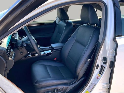 Used 2018 Lexus ES 350 w/ Premier Package image 24