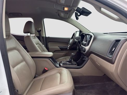 Used 2020 GMC Canyon SLT w/ Driver Alert Package image 17