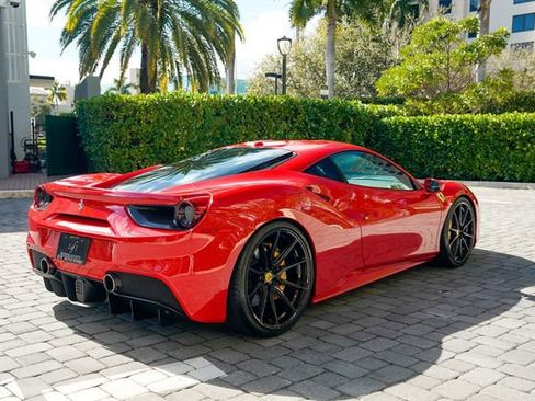 Used 2018 Ferrari 488 GTB image 27