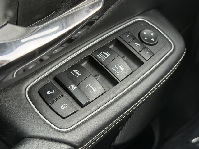 Used 2022 RAM 1500 Limited AWD/4WD image 24