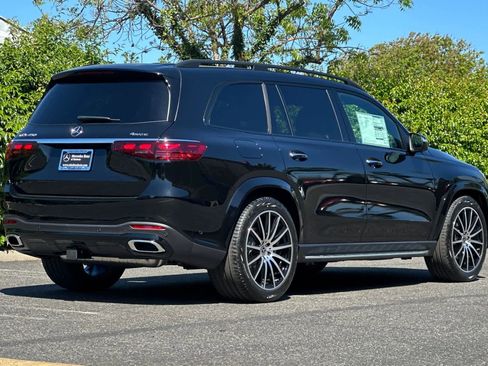 New 2026 Mercedes-Benz GLS 450 4MATIC image 3