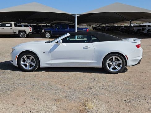 Used 2023 Chevrolet Camaro LT RWD image 5