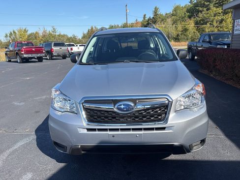 Used 2015 Subaru Forester 2.5i w/ Alloy Wheel Package AWD/4WD image 3