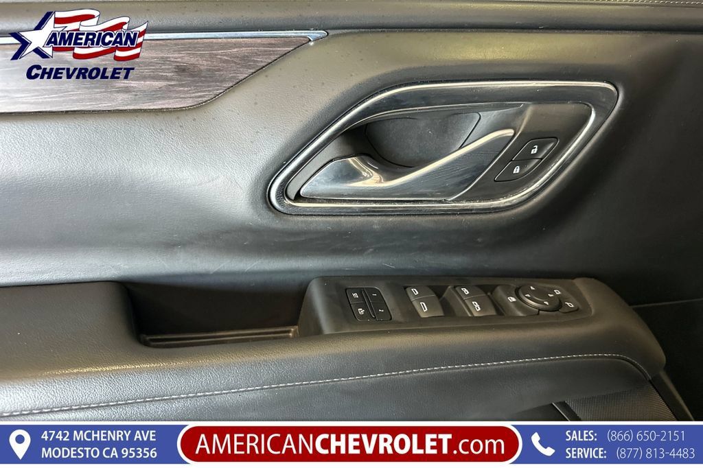 Used 2023 Chevrolet Suburban LT AWD/4WD image 11