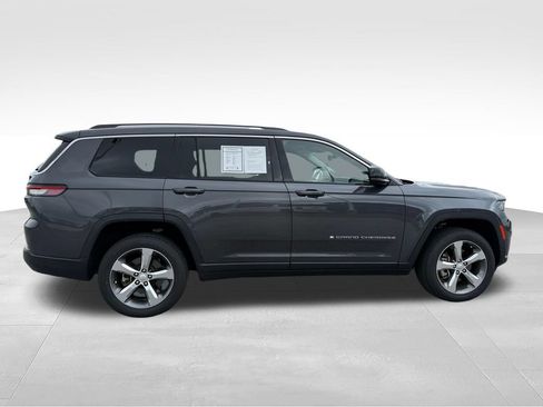 Used 2022 Jeep Grand Cherokee L Limited RWD image 30