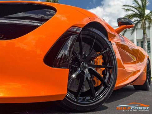 Used 2022 McLaren 720S Performance RWD image 13