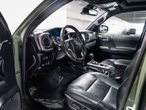 Certified 2021 Toyota Tacoma TRD Sport w/ TRD Premium Sport Package RWD image 18