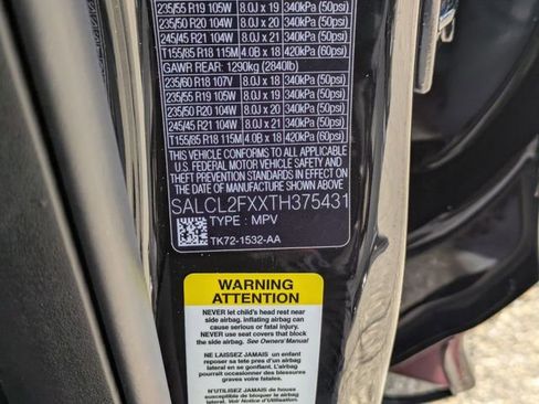 New 2026 Land Rover Discovery Sport Landmark image 22