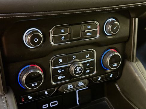 Used 2024 Chevrolet Tahoe LT image 24