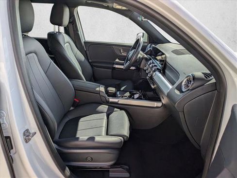 Certified 2023 Mercedes-Benz EQB 350 4MATIC SUV w/ Exclusive Package image 22