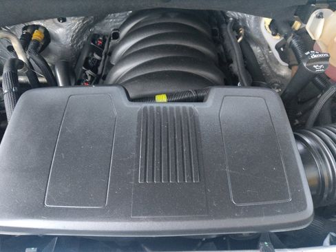 Used 2019 Chevrolet Silverado 1500 LT w/ All-Star Edition RWD image 30