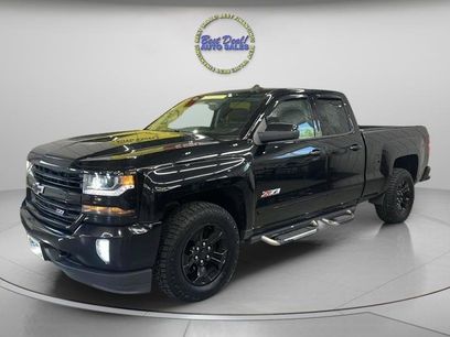 Used 2017 Chevrolet Silverado 1500 LT w/ Midnight Edition
