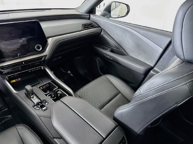 Used 2026 Lexus TX 350 AWD w/ Technology Package image 23