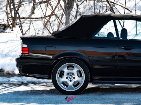 Used 1999 BMW M3 Convertible image 18