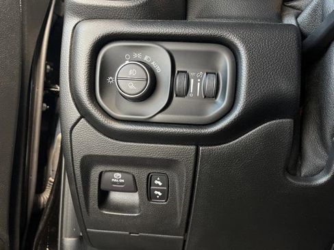 Certified 2019 RAM 1500 Big Horn image 16