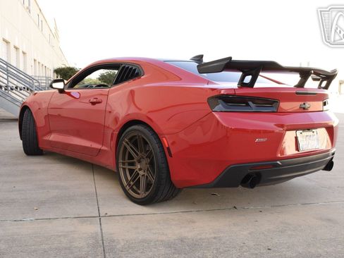 Used 2016 Chevrolet Camaro SS image 20