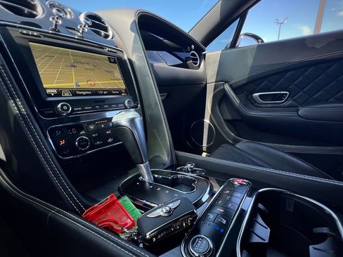 Used 2016 Bentley Continental GT image 61