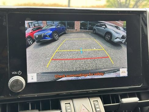 Used 2023 Toyota RAV4 XLE Premium AWD/4WD image 29