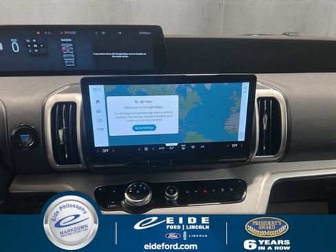 Used 2025 Ford Expedition Active image 16