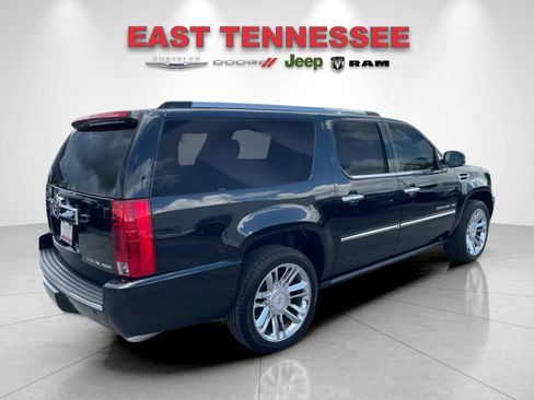 Used 2011 Cadillac Escalade ESV Platinum AWD/4WD image 3