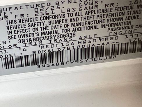 Used 2025 Nissan Sentra SV image 27