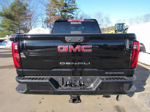 New 2026 GMC Sierra 2500 Denali w/ Denali Reserve Package AWD/4WD image 3