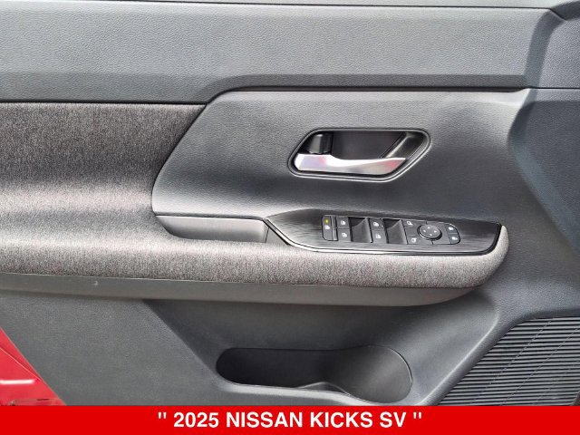 Certified 2025 Nissan Kicks SV AWD/4WD image 12